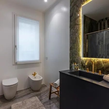 Nocleg ze śniadaniem Elegant Apartment Near Pantheon