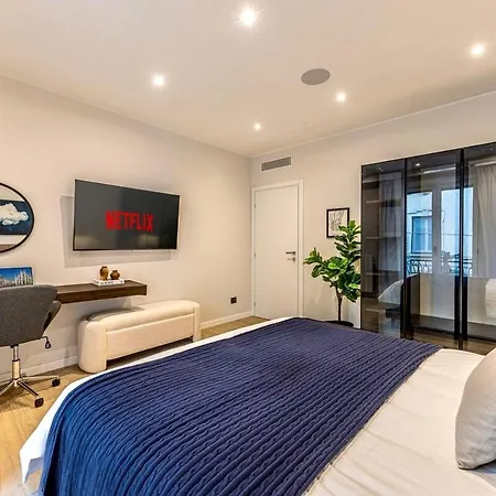 Elegant Apartment Near Pantheon