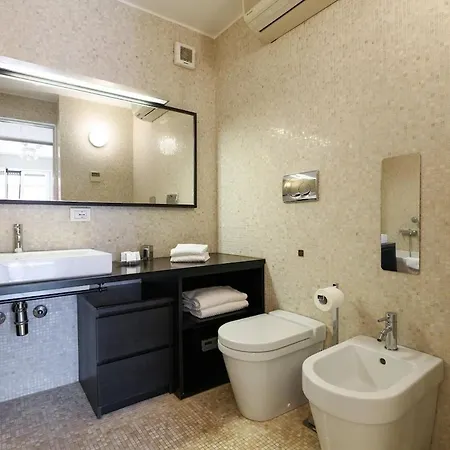 Elegant Apartment Near Pantheon Panzió 3*