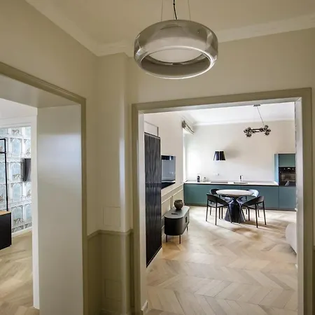 Elegant Apartment Near Pantheon Róma