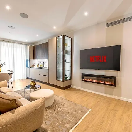 Elegant Apartment Near Pantheon 3*