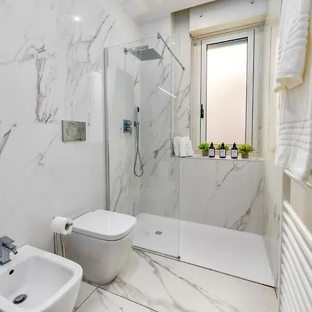 Elegant Apartment Near Pantheon Róma