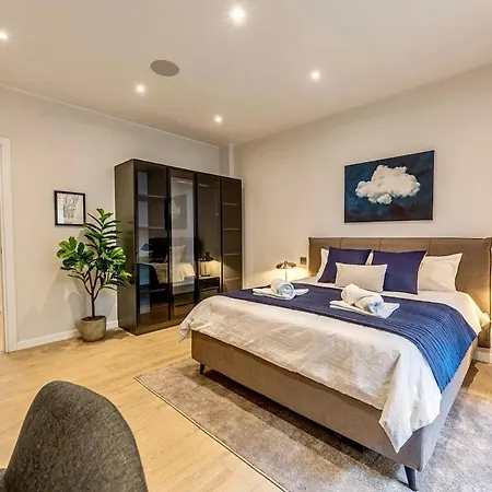 Elegant Apartment Near Pantheon